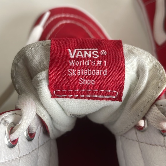 VANS•SK8-HI•RED - Picture 5 of 7
